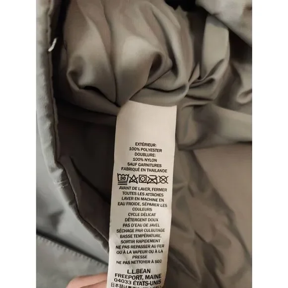 L.L. Bean womens rain/wind coat Nylon shell sz med full zip hooded pockets red - Picture 6 of 9